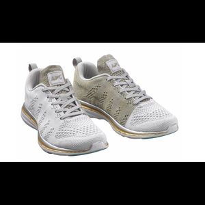 APL Techloom sneakers